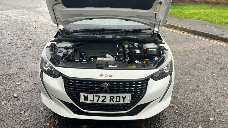 Peugeot 208 1.2 PureTech 100 Allure Premium + 5dr Petrol Hatchback